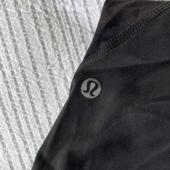 Lululemon Cropped Leggings - Picture 2 of 5